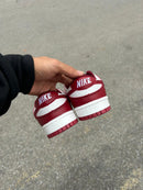 Tênis Dunk Low - Bordô