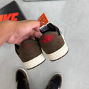 Tênis Travis Scott x Air Jordan 1 Retro Low OG - Mocha
