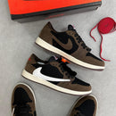 Tênis Travis Scott x Air Jordan 1 Retro Low OG - Mocha