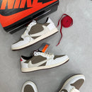 Tênis Travis Scott x Air Jordan 1 Retro Low OG - Reverse Mocha