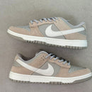 Tênis Dunk Low - Cinza/Bege